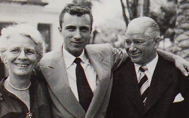 Dick Armstrong with parents
